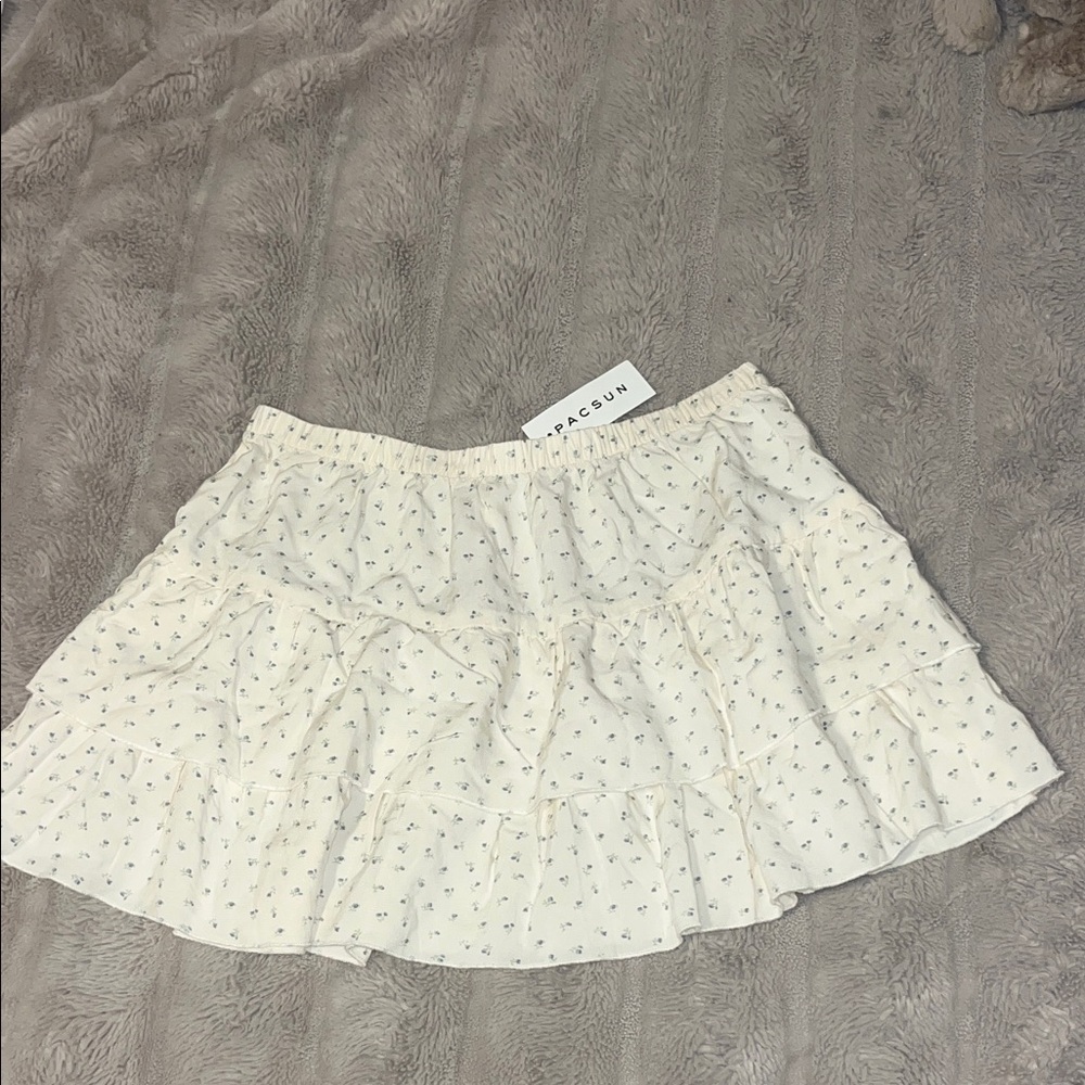 PacSun Ivory Floral Skater Skirt